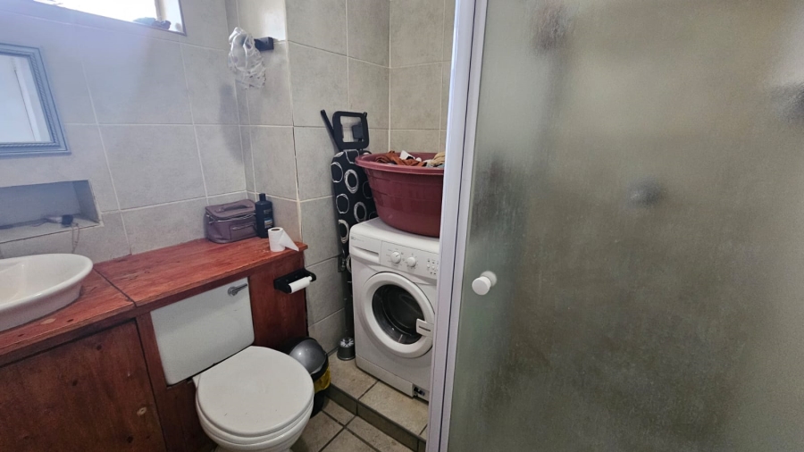 1 Bedroom Property for Sale in Potchefstroom North West